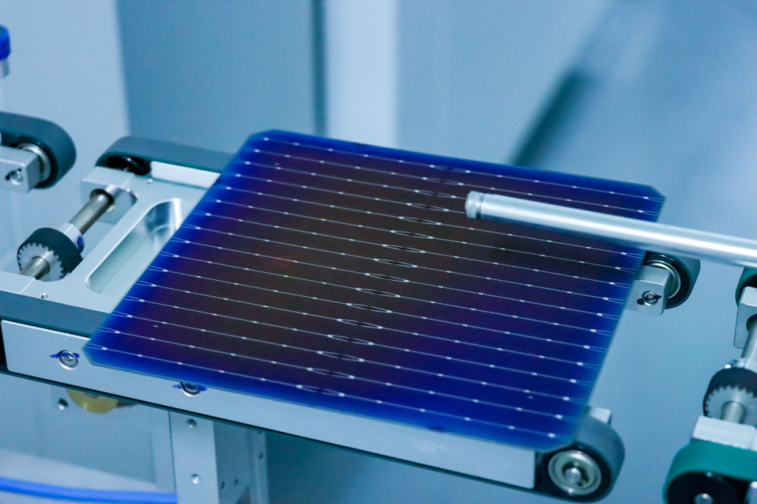 2025091152af3384257749cb8407000df229cd5b